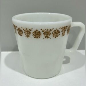 5/15$ Single Pyrex Butterfly Gold Mug Milk Glass Drinkware
